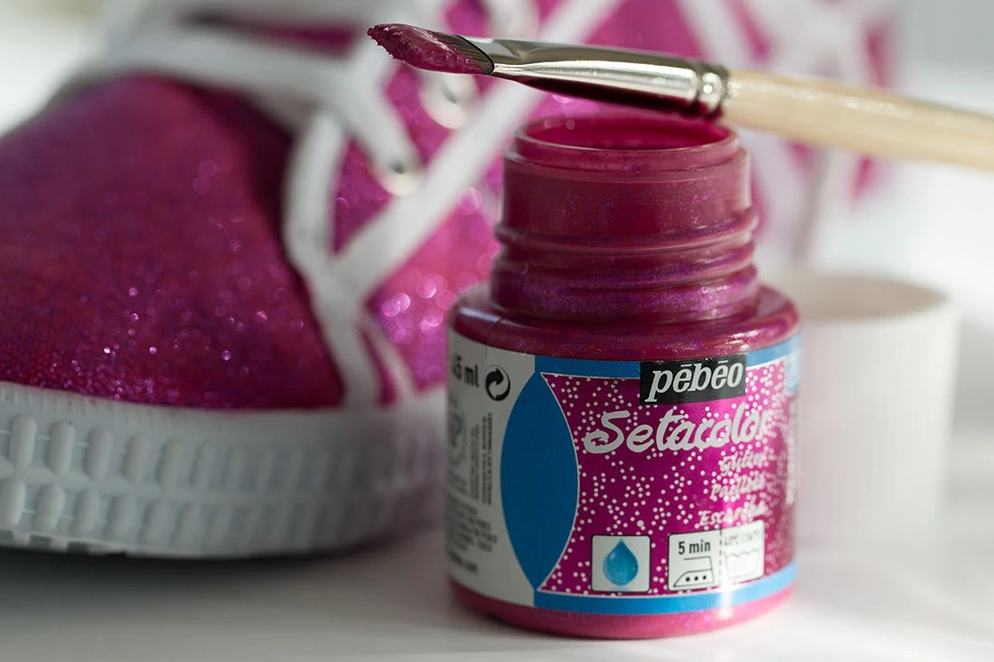 Pebeo Setacolor Glitter Fabric Paint Assorted 10 X 45ml Box Set 4 Pebeo Setacolor Glitter Fabric Paint Assorted 10 X 45ml Box Set - Image 4