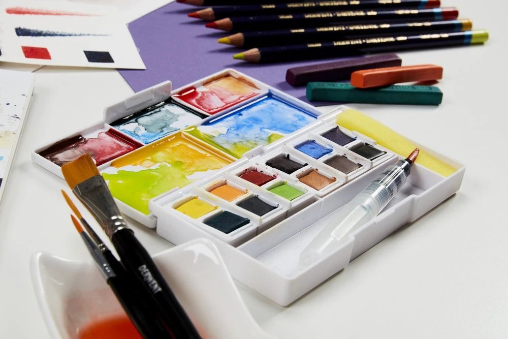 Derwent Inktense Paint Pan Set #1 7 Derwent Inktense Paint Pan Set #1 - Image 7