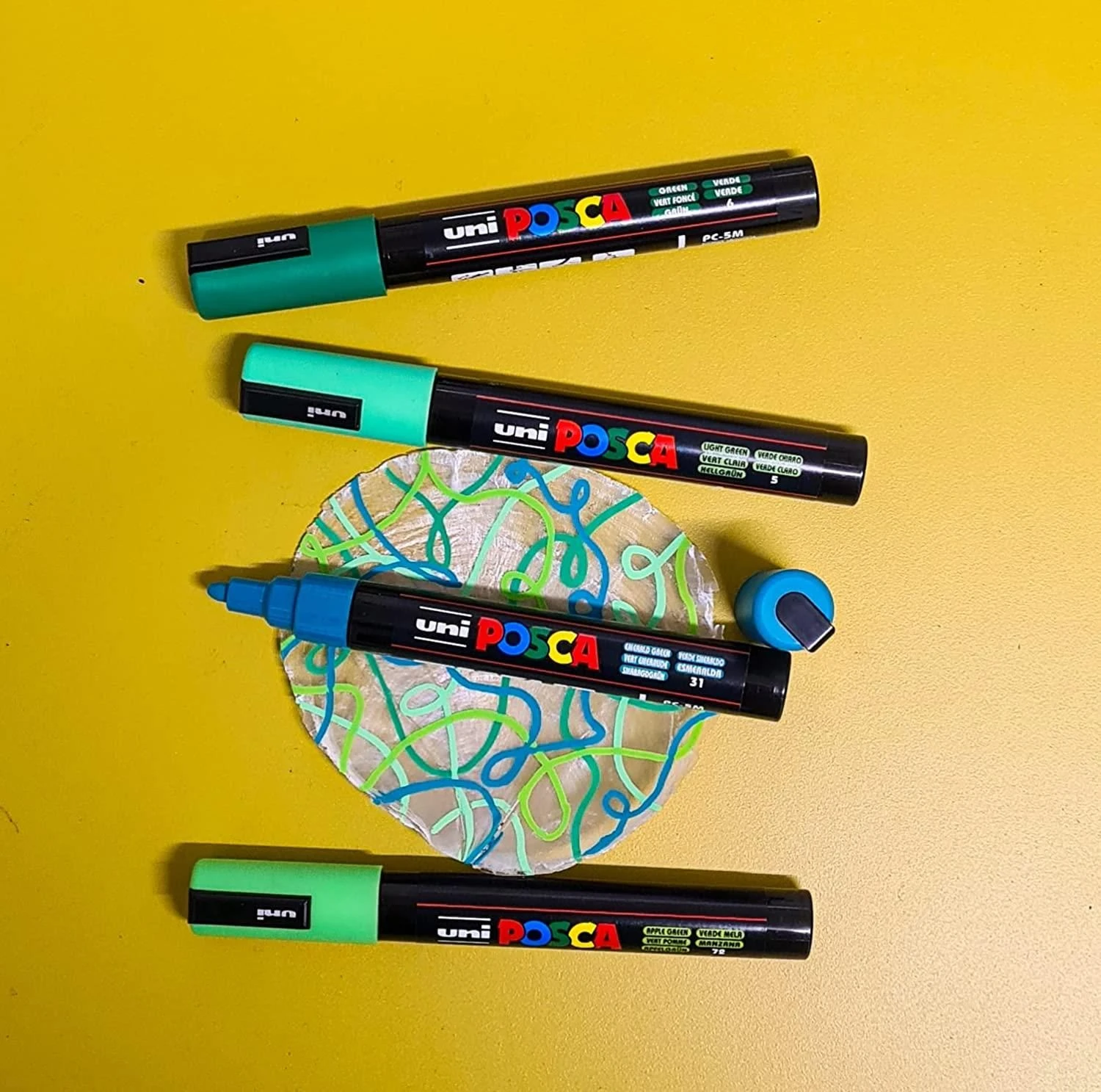 Uni POSCA PC-5M Creative Paint Markers Green Tones Set 1 Uni POSCA PC-5M Creative Paint Markers Green Tones Set